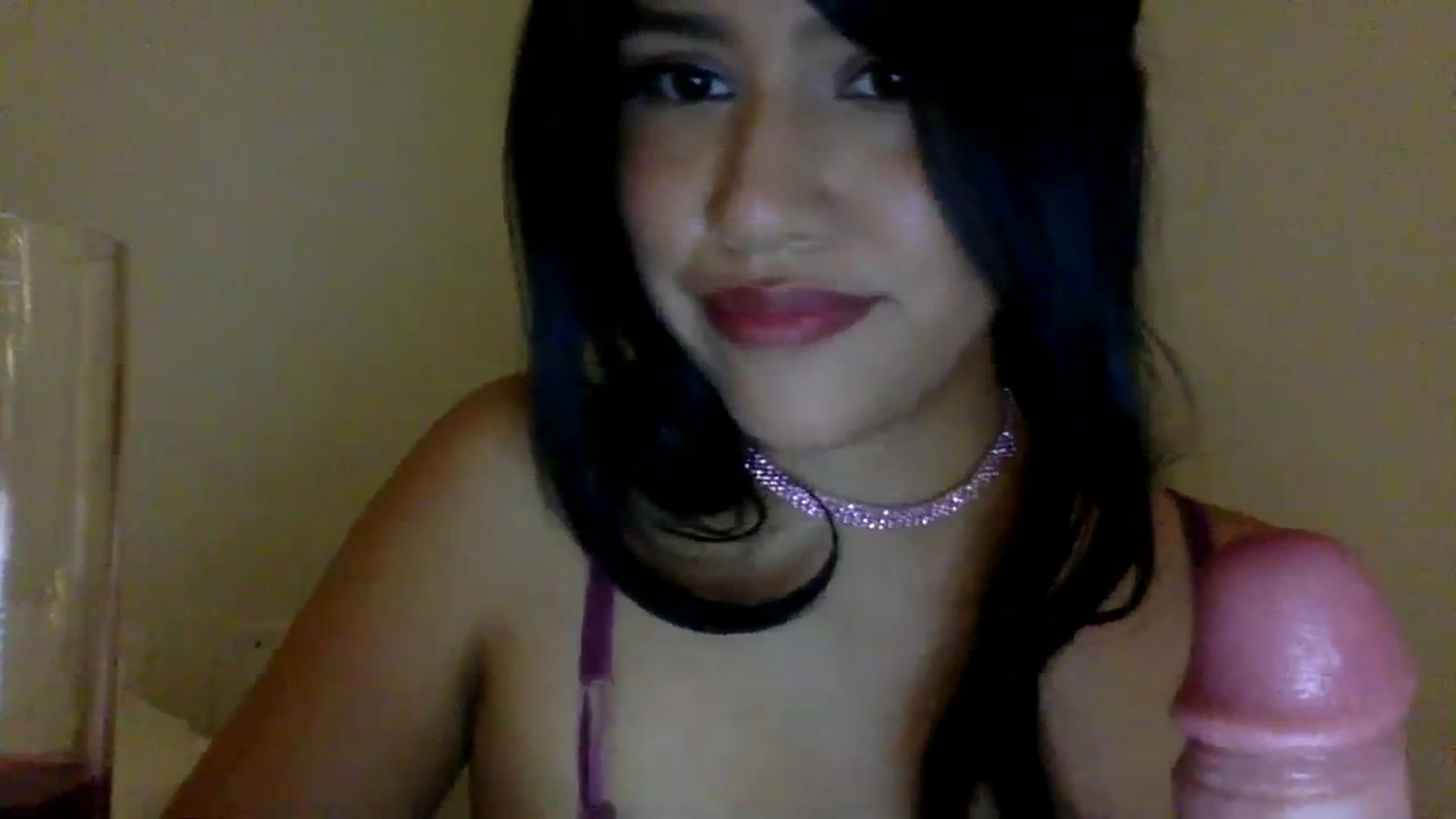Gallery image thumbnail from lilagomez's myfreecams stream on, 02/23/2024, 07:14 image 15 of 20