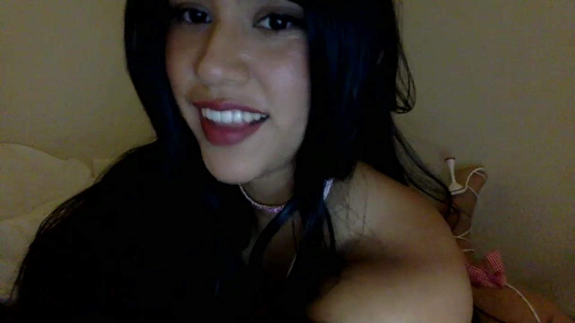 Gallery image thumbnail from lilagomez's myfreecams stream on, 02/23/2024, 08:33 image 10 of 20