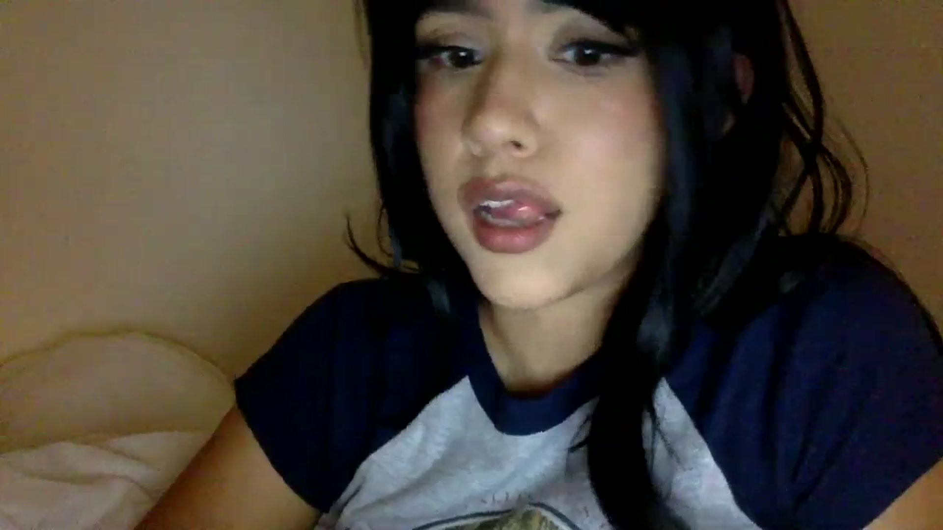 Gallery image thumbnail from lilagomez's myfreecams stream on, 03/01/2024, 07:49 image 20 of 20