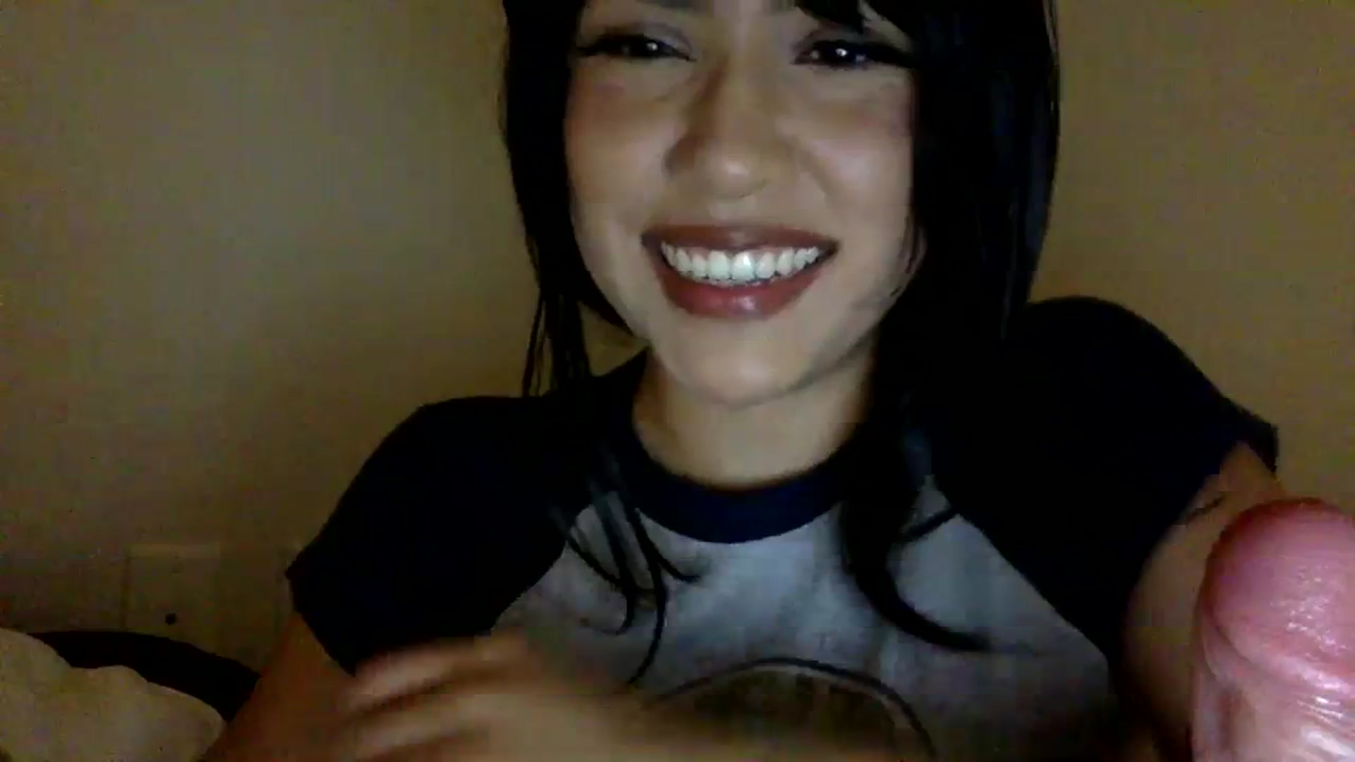 Gallery image thumbnail from lilagomez's myfreecams stream on, 03/02/2024, 07:53 image 4 of 20