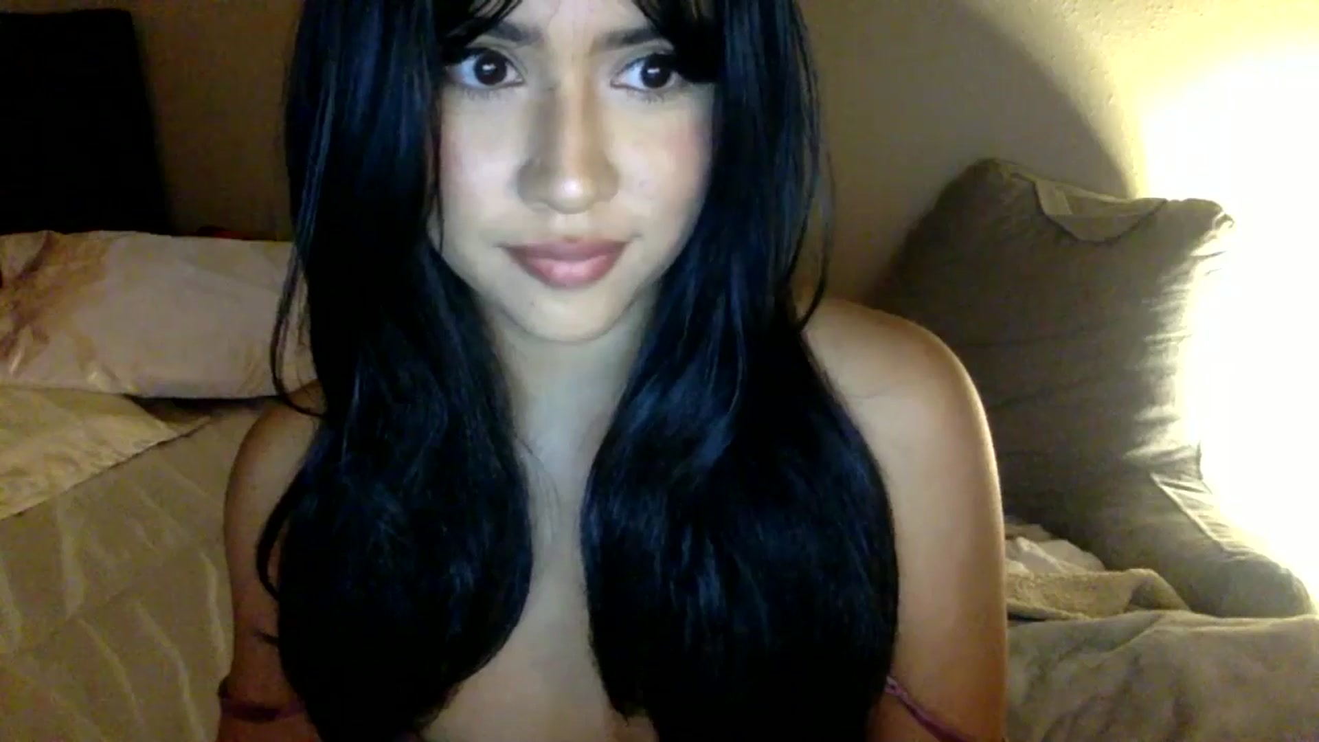 Gallery image thumbnail from lilagomez's myfreecams stream on, 07/21/2024, 10:07 image 15 of 20