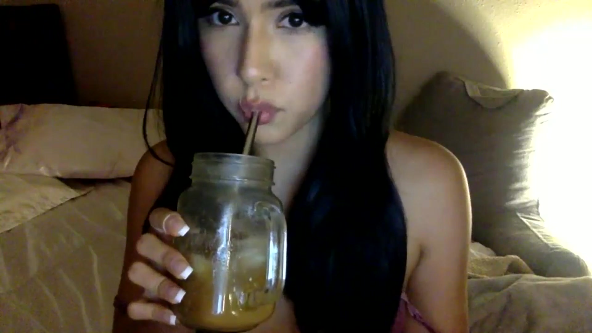 Gallery image thumbnail from lilagomez's myfreecams stream on, 07/21/2024, 10:07 image 16 of 20