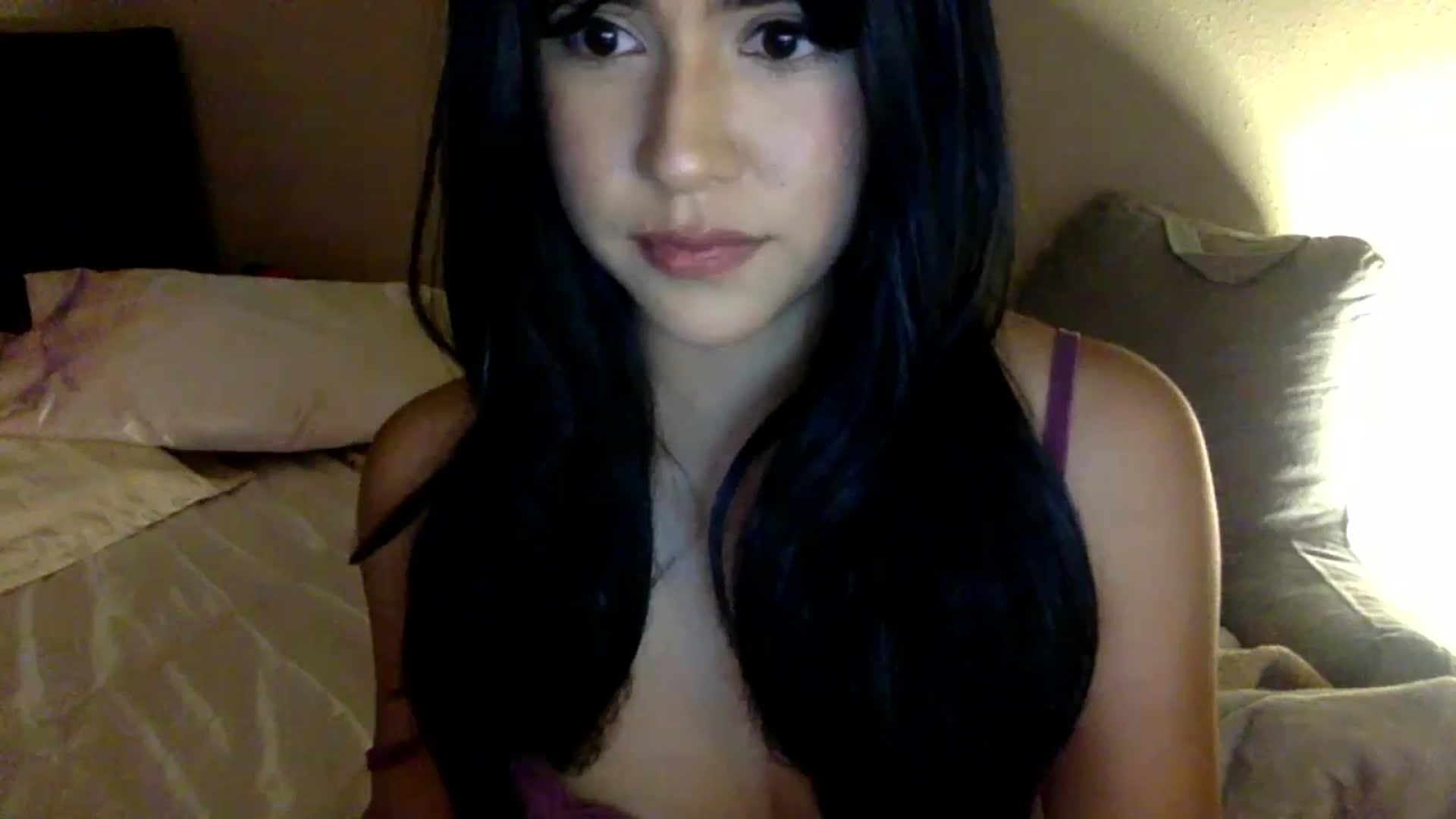 Gallery image thumbnail from lilagomez's myfreecams stream on, 07/21/2024, 10:07 image 5 of 20