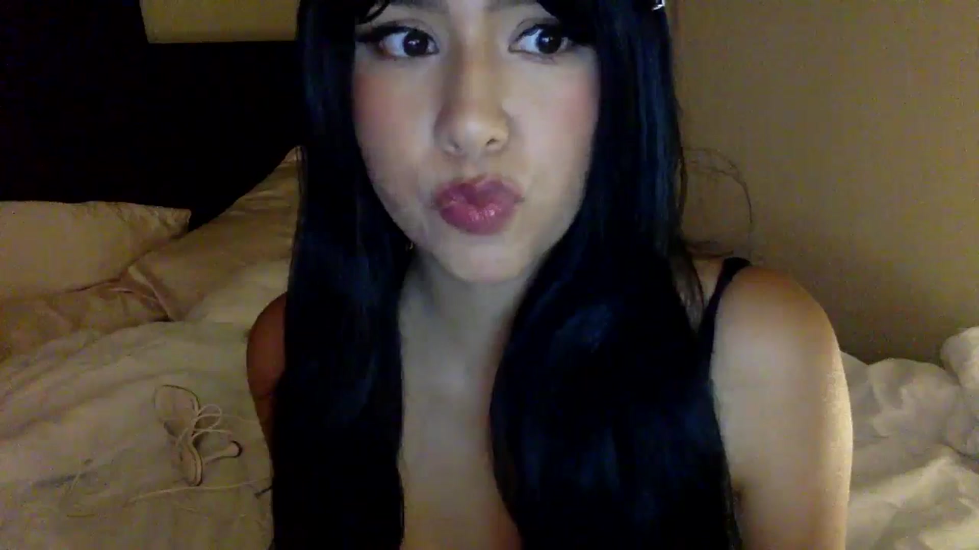 Gallery image thumbnail from lilagomez's myfreecams stream on, 07/23/2024, 12:43 image 19 of 20