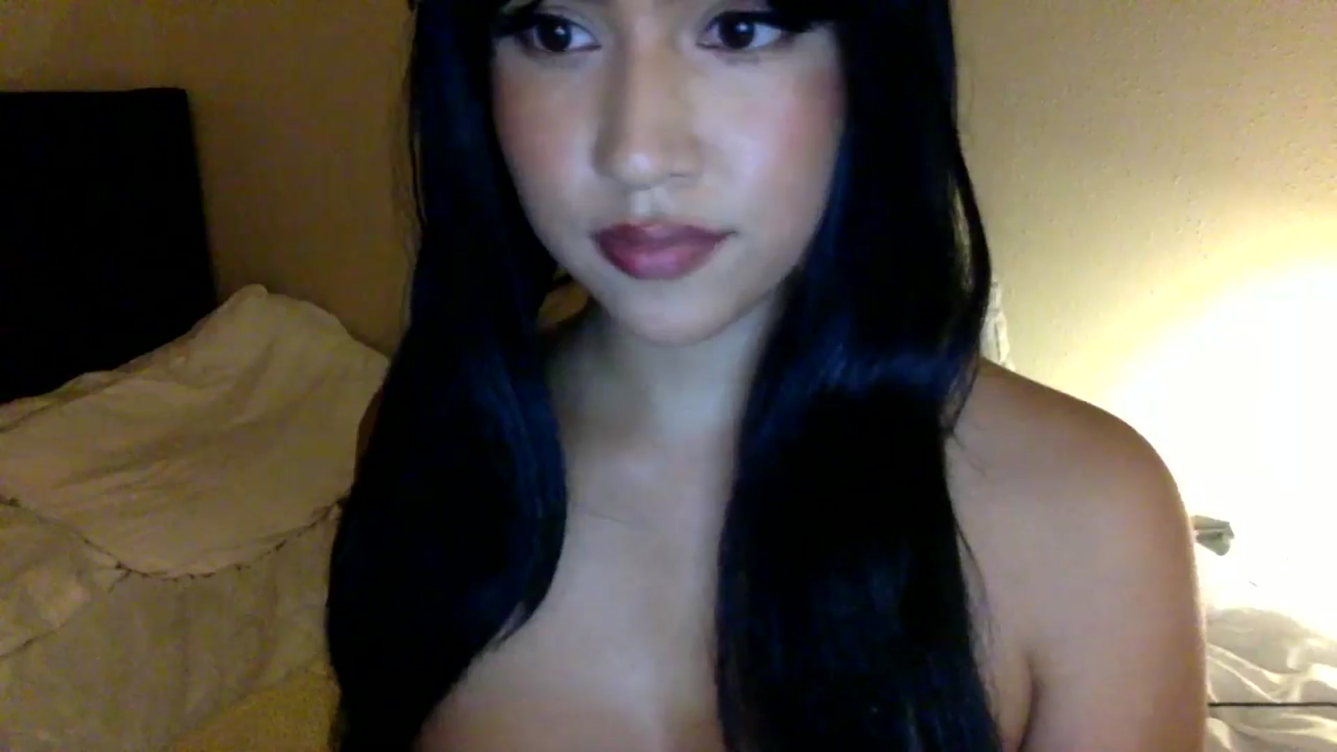 Gallery image thumbnail from lilagomez's myfreecams stream on, 07/26/2024, 24:11 image 2 of 20
