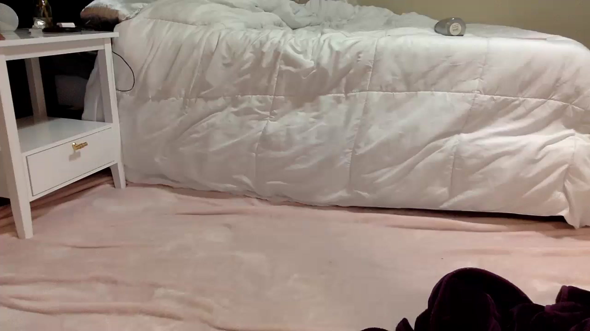 Gallery image thumbnail from lilagomez's myfreecams stream on, 08/22/2024, 14:11 image 6 of 20