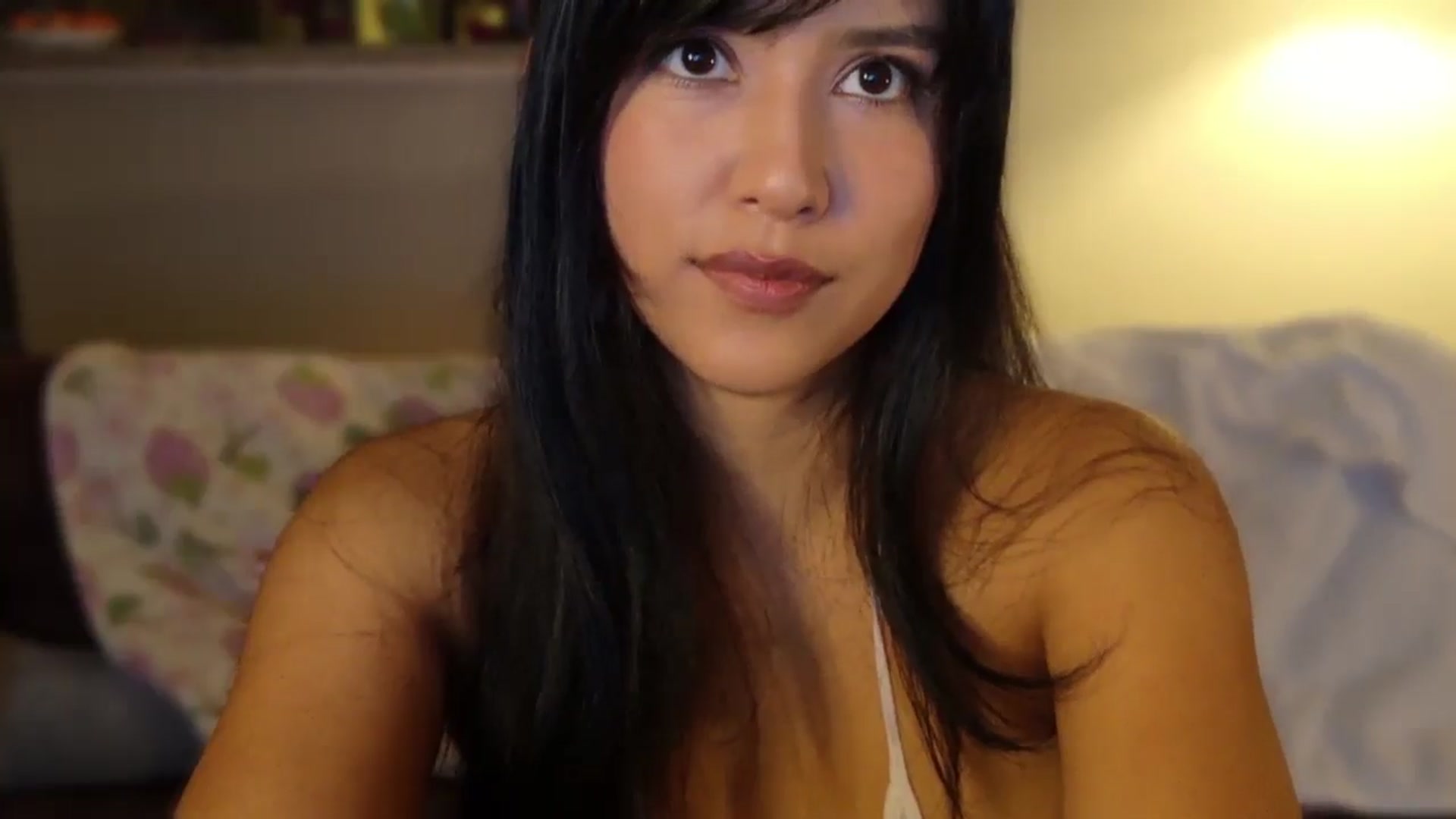 Gallery image thumbnail from lilagomez's myfreecams stream on, 04/22/2025, 08:25 image 4 of 20