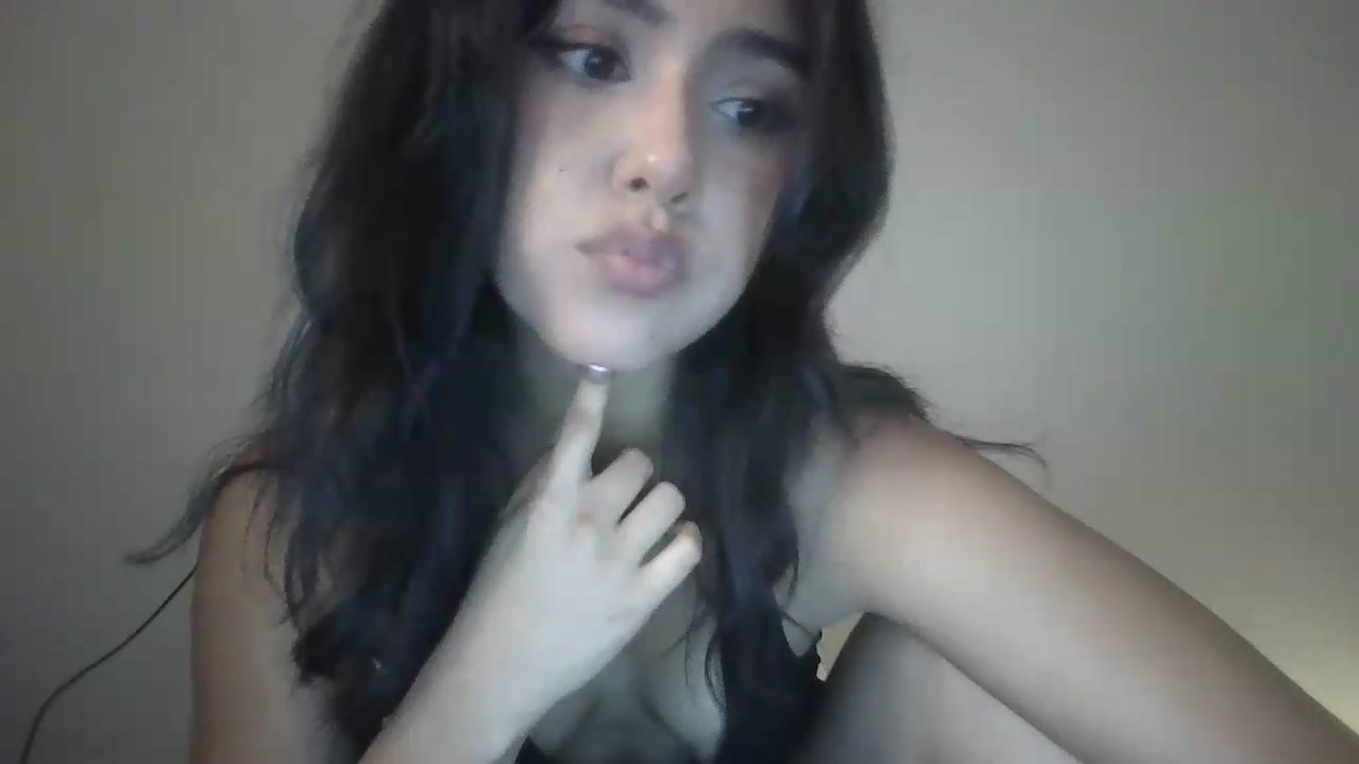 Gallery image thumbnail from lilagomez's myfreecams stream on, 06/06/2026, 10:39 image 19 of 20