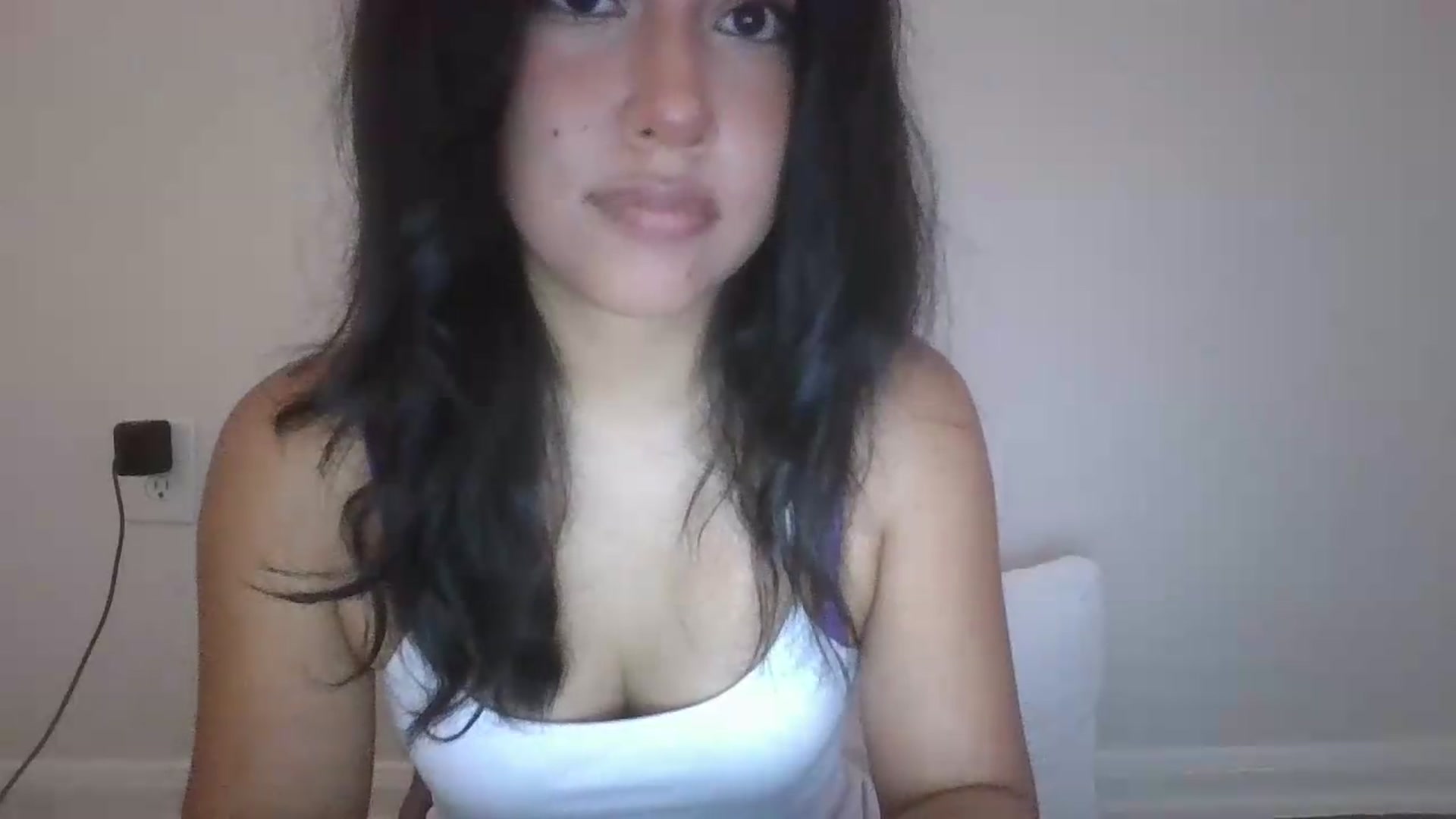 Gallery image thumbnail from lilagomez's myfreecams stream on, 06/12/2026, 12:14 image 15 of 20