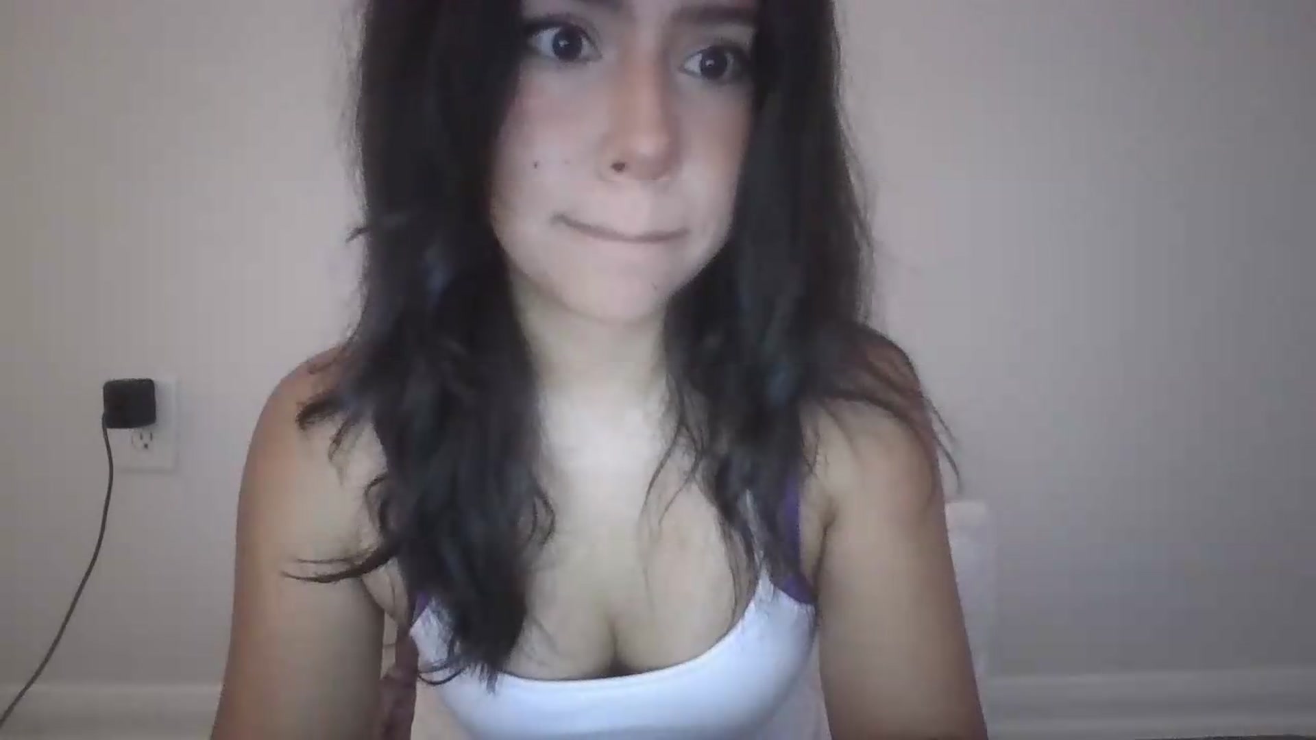 Gallery image thumbnail from lilagomez's myfreecams stream on, 06/12/2026, 12:14 image 4 of 20