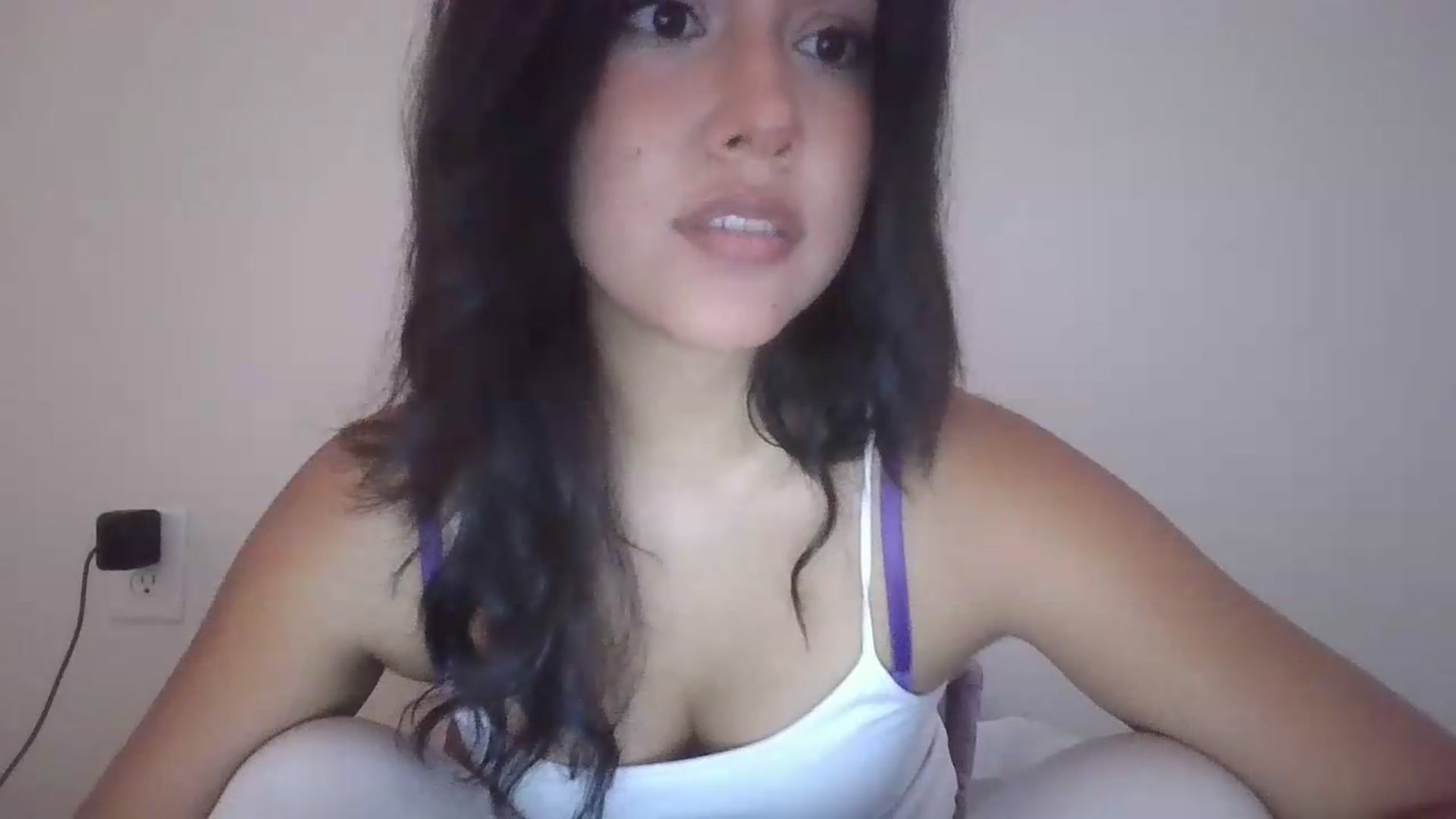 Gallery image thumbnail from lilagomez's myfreecams stream on, 06/12/2026, 13:33 image 9 of 20