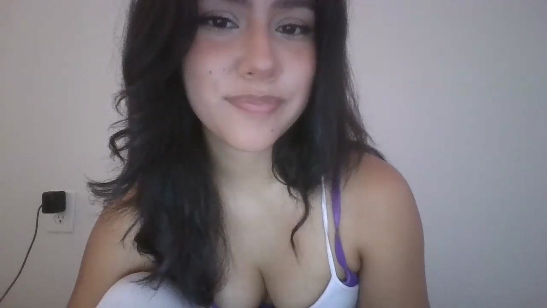 Gallery image thumbnail from lilagomez's myfreecams stream on, 06/12/2026, 13:33 image 13 of 20