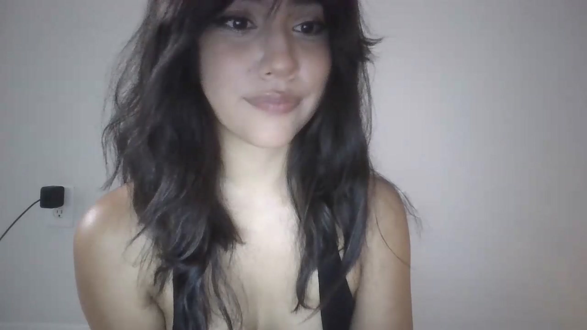 Gallery image thumbnail from lilagomez's myfreecams stream on, 06/21/2026, 07:58 image 10 of 20