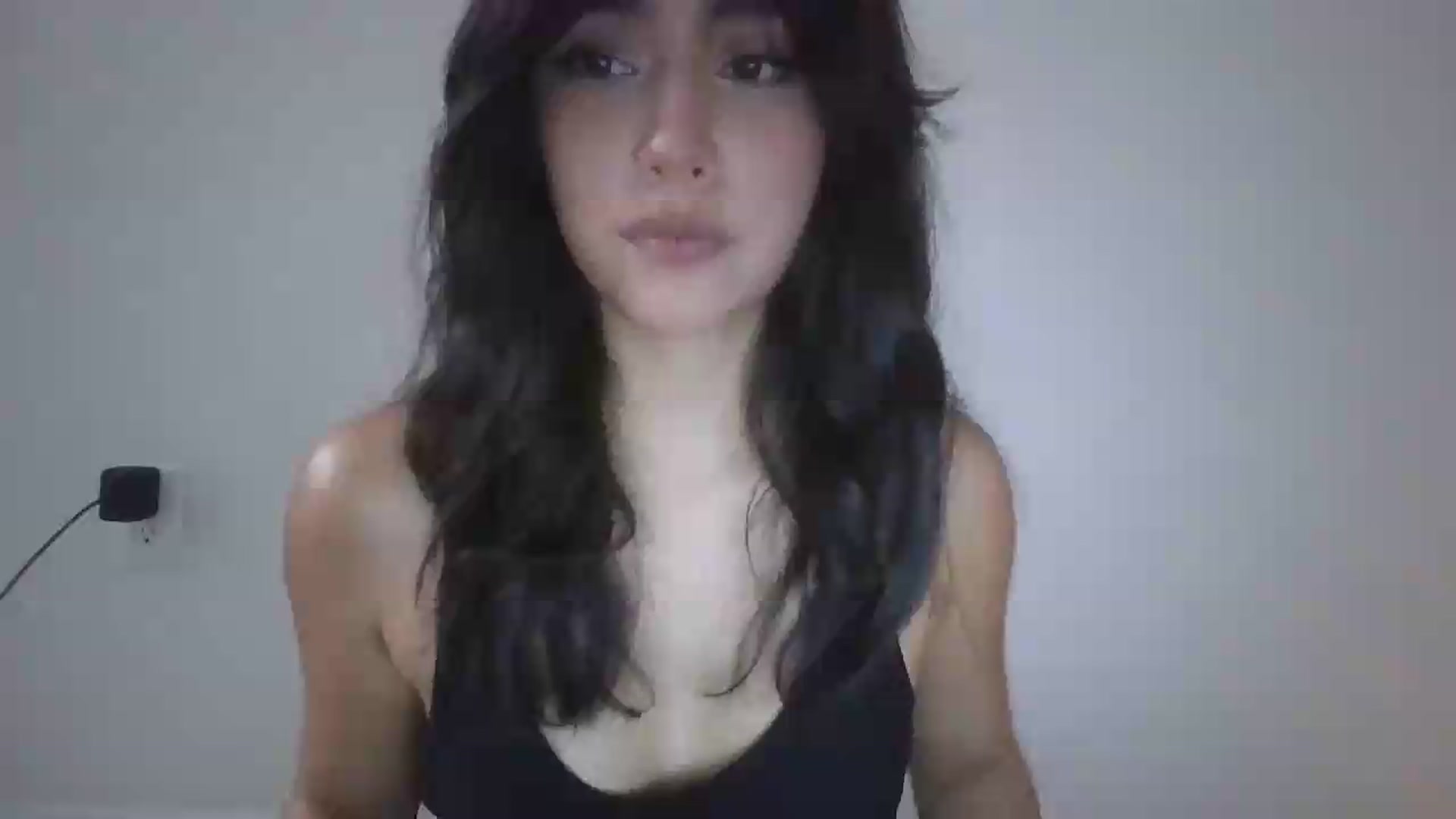 Gallery image thumbnail from lilagomez's myfreecams stream on, 06/21/2026, 07:58 image 9 of 20