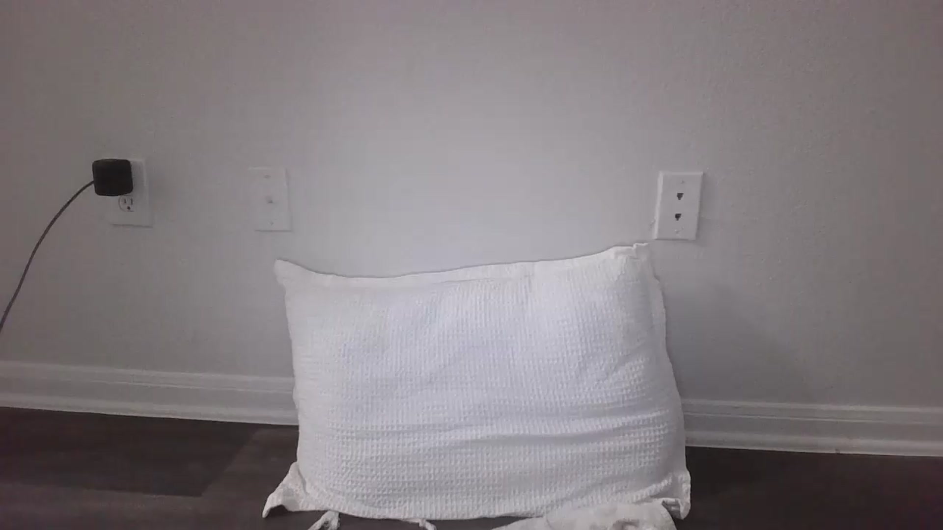 Gallery image thumbnail from lilagomez's myfreecams stream on, 06/21/2026, 09:27 image 6 of 20