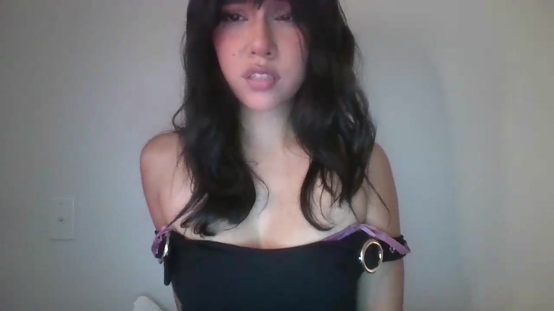 Gallery image thumbnail from lilagomez's myfreecams stream on, 06/25/2026, 10:49 image 20 of 20