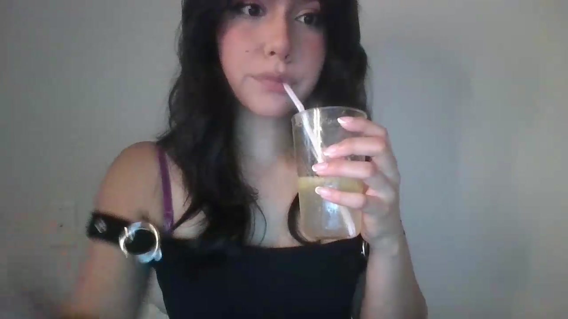 Gallery image thumbnail from lilagomez's myfreecams stream on, 06/25/2026, 10:49 image 5 of 20