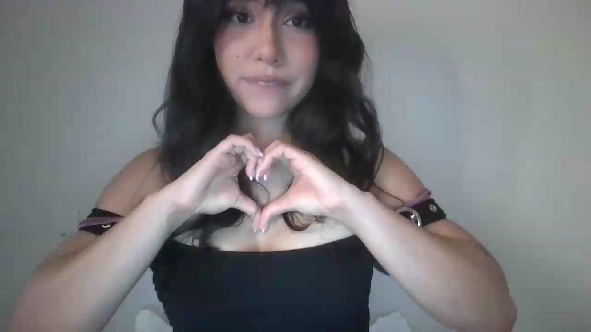 Gallery image thumbnail from lilagomez's myfreecams stream on, 06/25/2026, 10:49 image 14 of 20