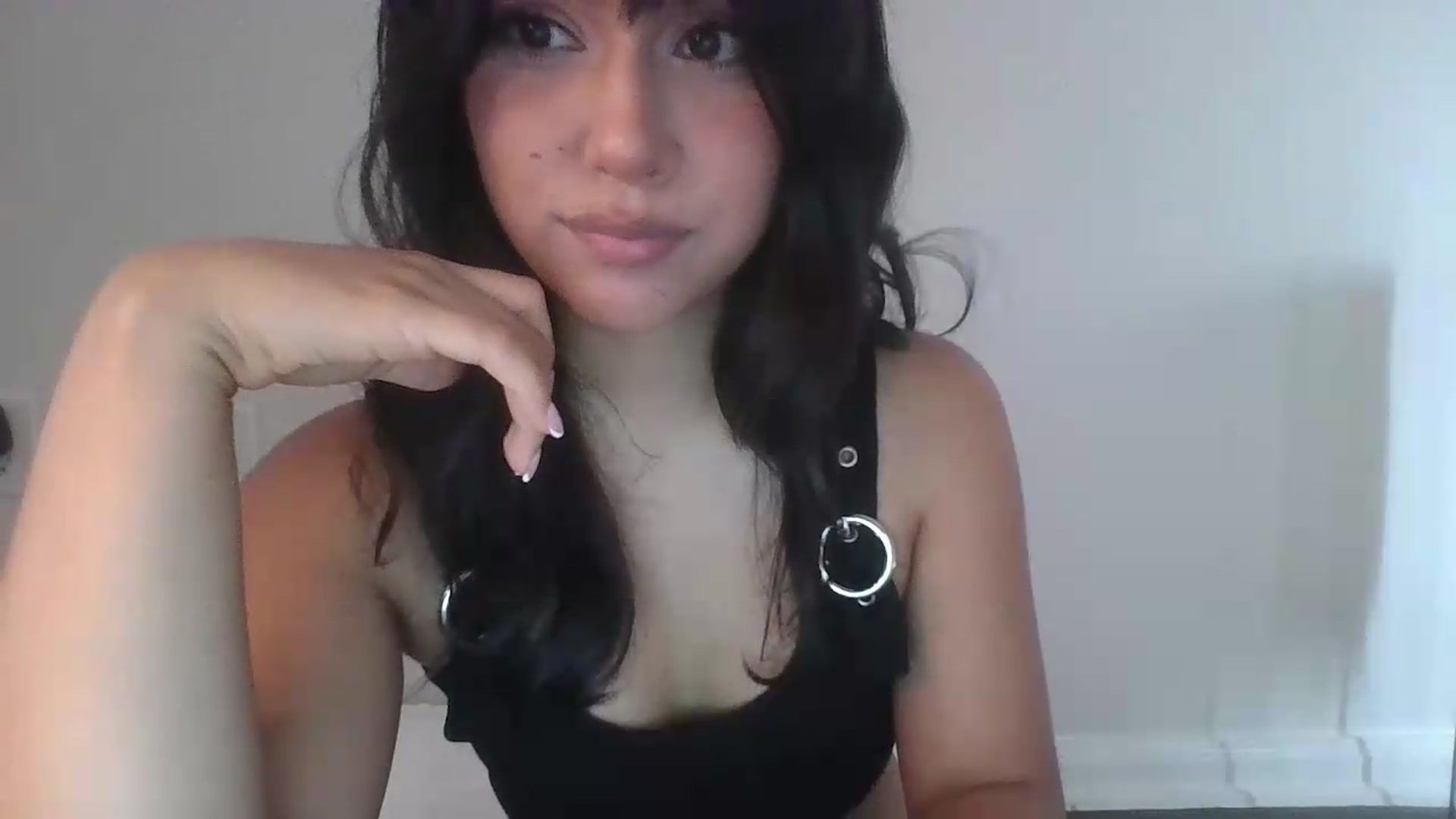 Gallery image thumbnail from lilagomez's myfreecams stream on, 06/25/2026, 13:23 image 15 of 20