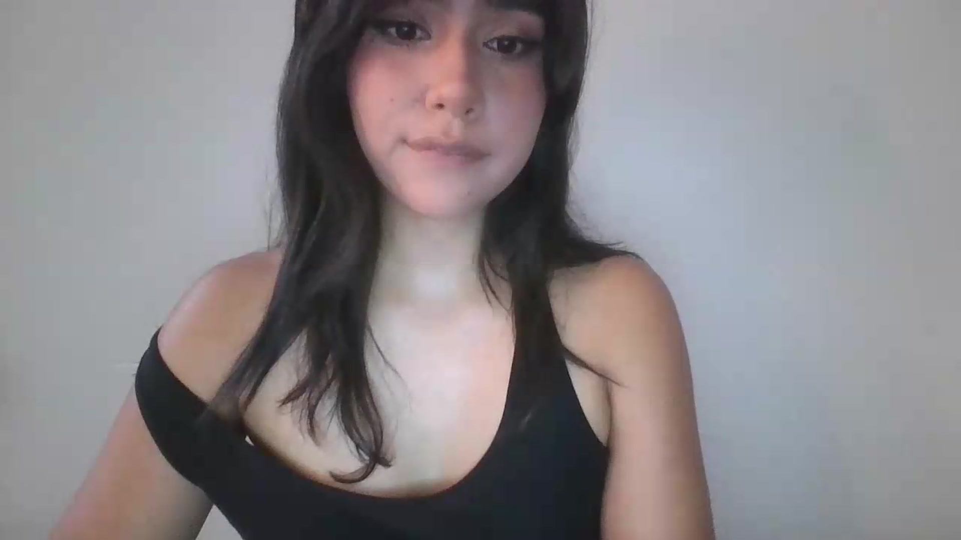Gallery image thumbnail from lilagomez's myfreecams stream on, 06/27/2026, 08:44 image 15 of 20