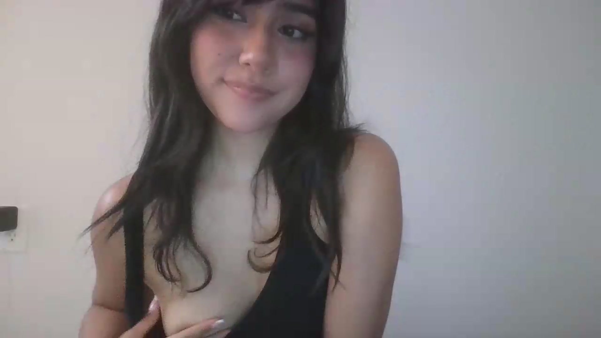 Gallery image thumbnail from lilagomez's myfreecams stream on, 06/27/2026, 09:42 image 17 of 20