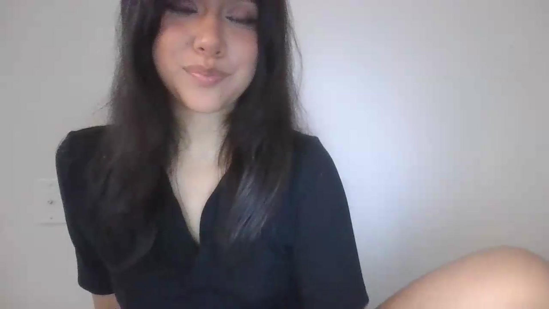 Gallery image thumbnail from lilagomez's myfreecams stream on, 06/30/2026, 13:54 image 15 of 20