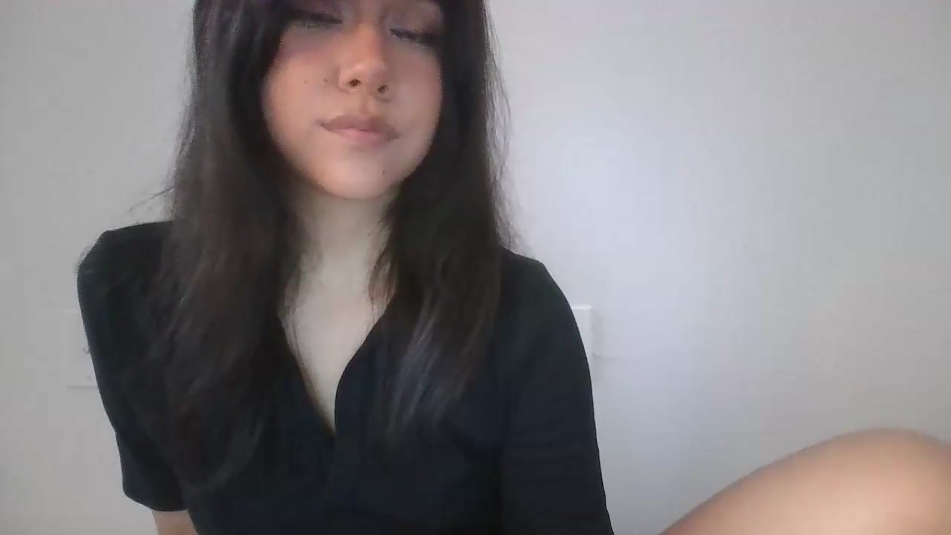 Gallery image thumbnail from lilagomez's myfreecams stream on, 06/30/2026, 13:54 image 14 of 20
