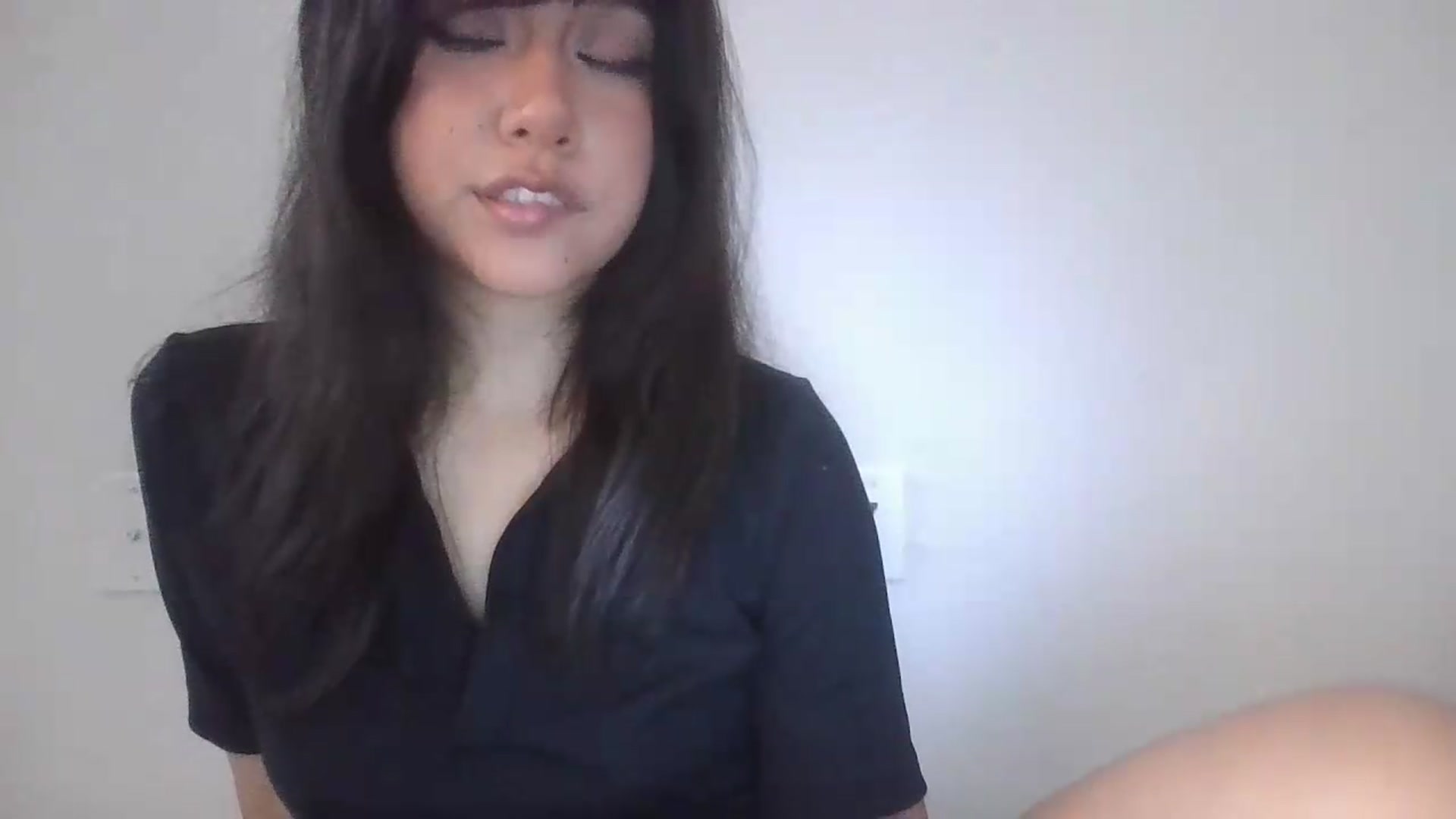 Gallery image thumbnail from lilagomez's myfreecams stream on, 06/30/2026, 13:54 image 12 of 20