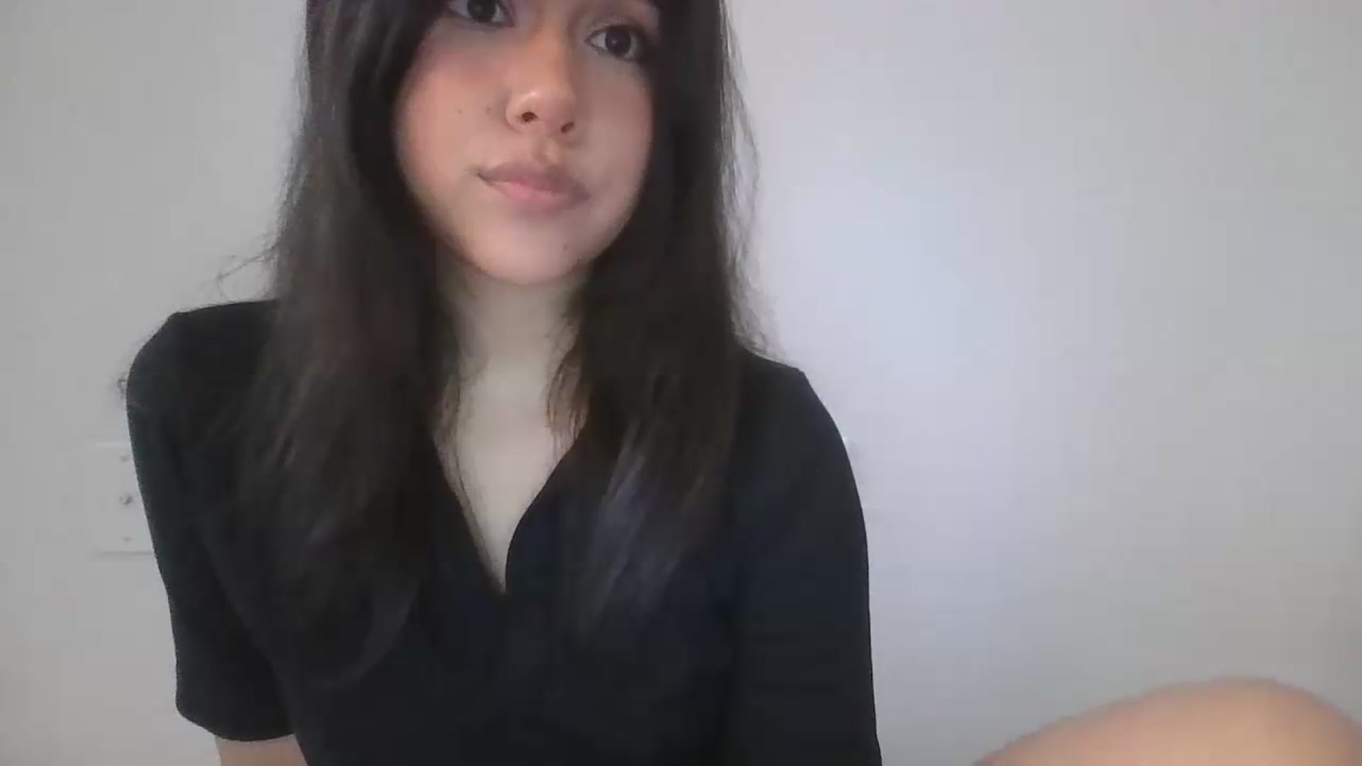 Gallery image thumbnail from lilagomez's myfreecams stream on, 06/30/2026, 13:54 image 19 of 20