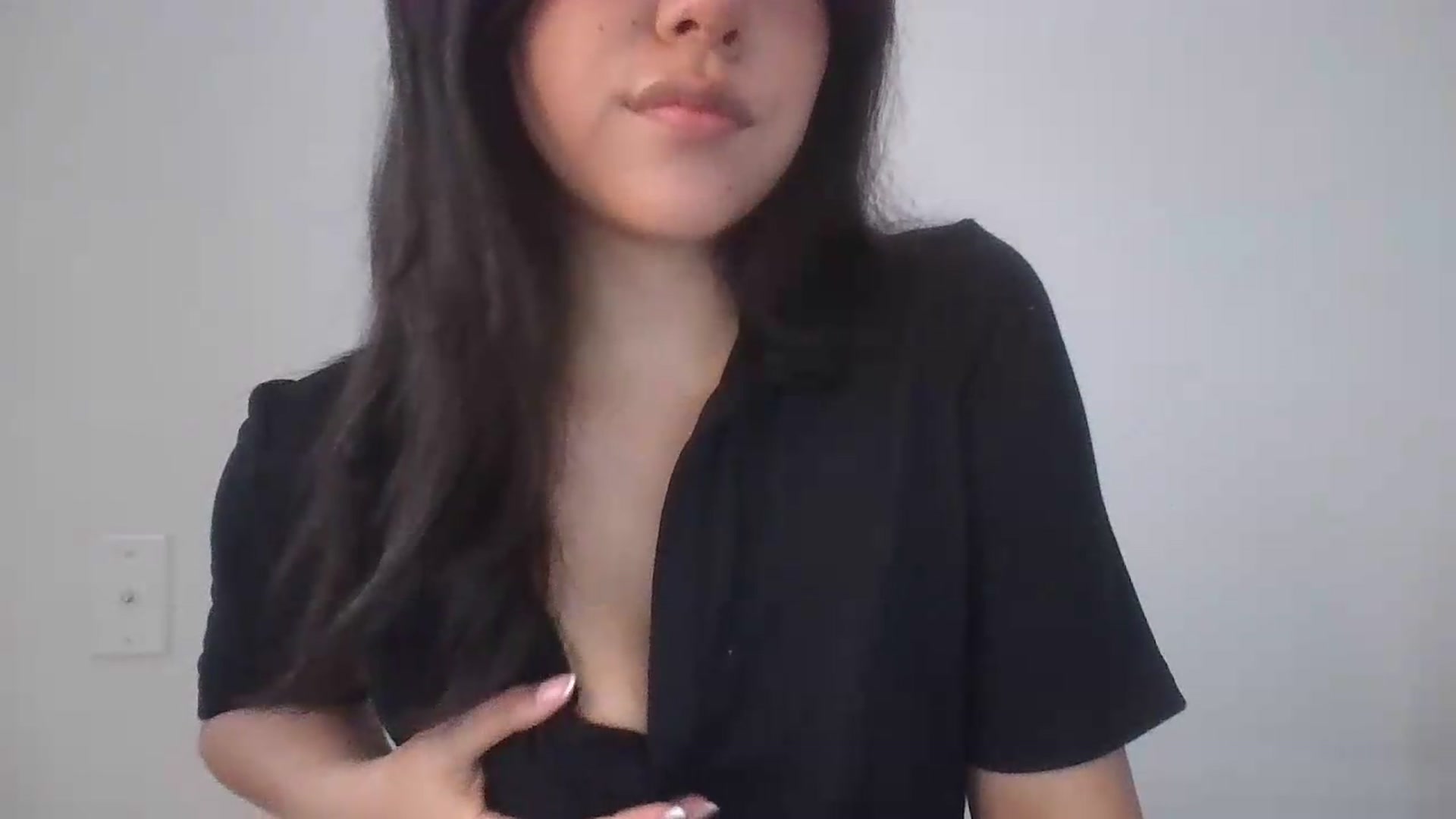 Gallery image thumbnail from lilagomez's myfreecams stream on, 06/30/2026, 15:39 image 3 of 20