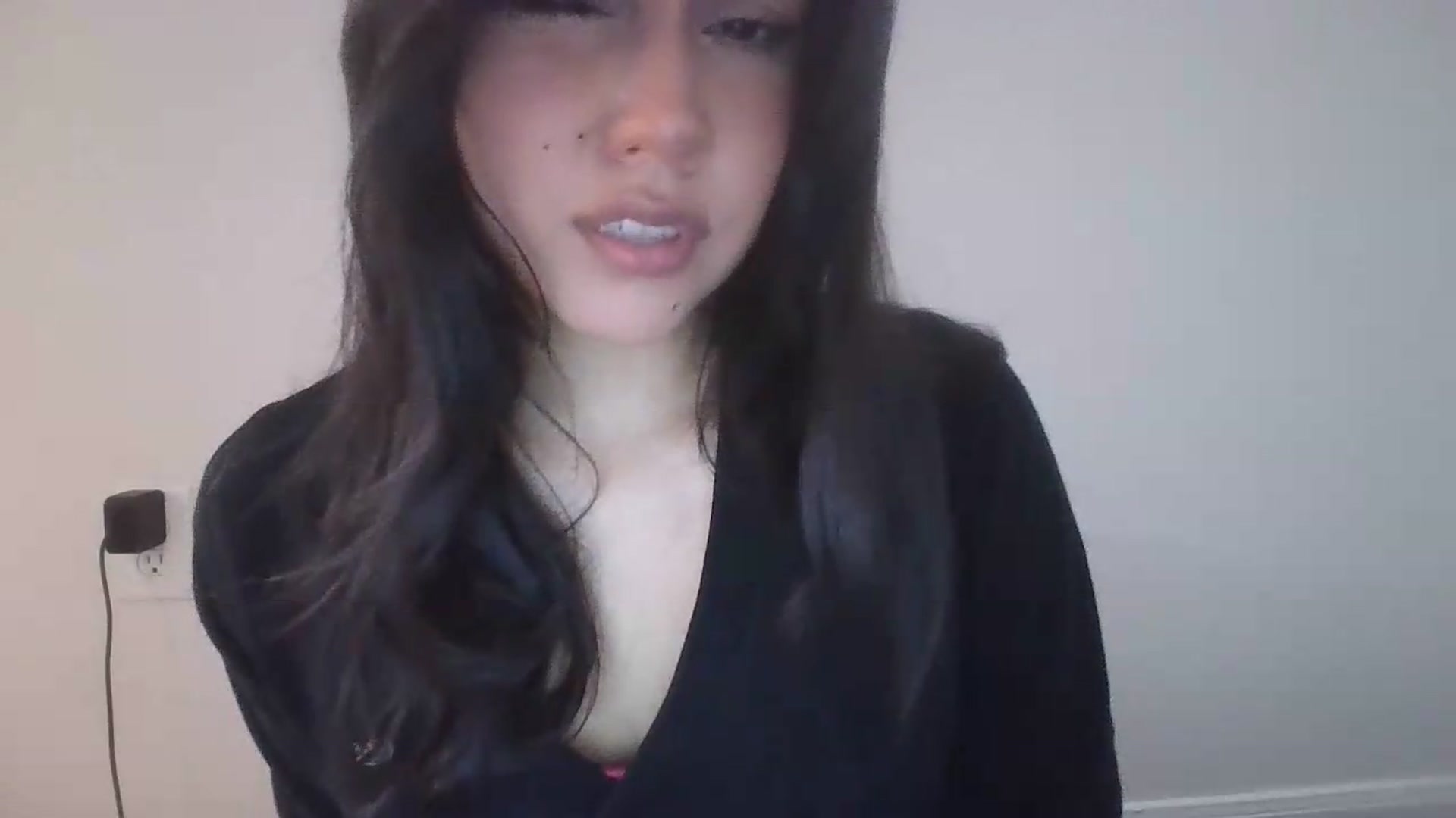 Gallery image thumbnail from lilagomez's myfreecams stream on, 08/03/2026, 15:21 image 2 of 20