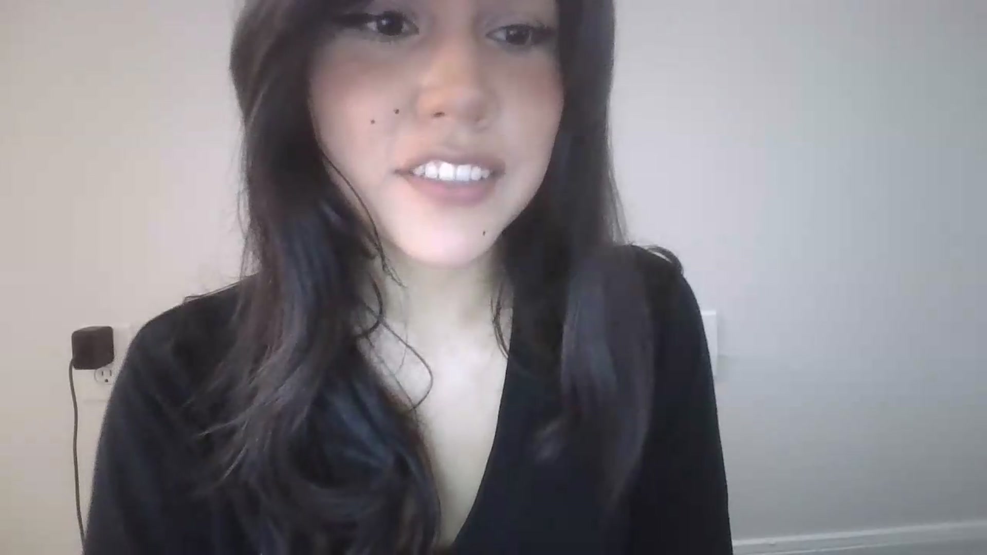 Gallery image thumbnail from lilagomez's myfreecams stream on, 08/03/2026, 15:21 image 3 of 20