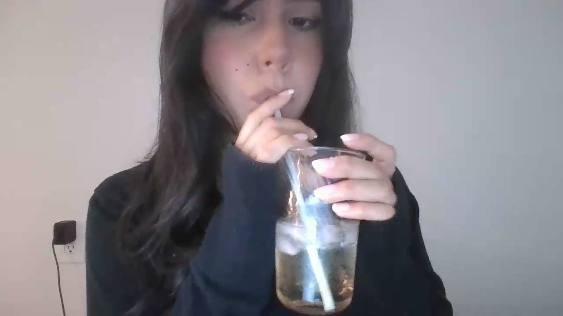 Gallery image thumbnail from lilagomez's myfreecams stream on, 08/03/2026, 15:21 image 13 of 20