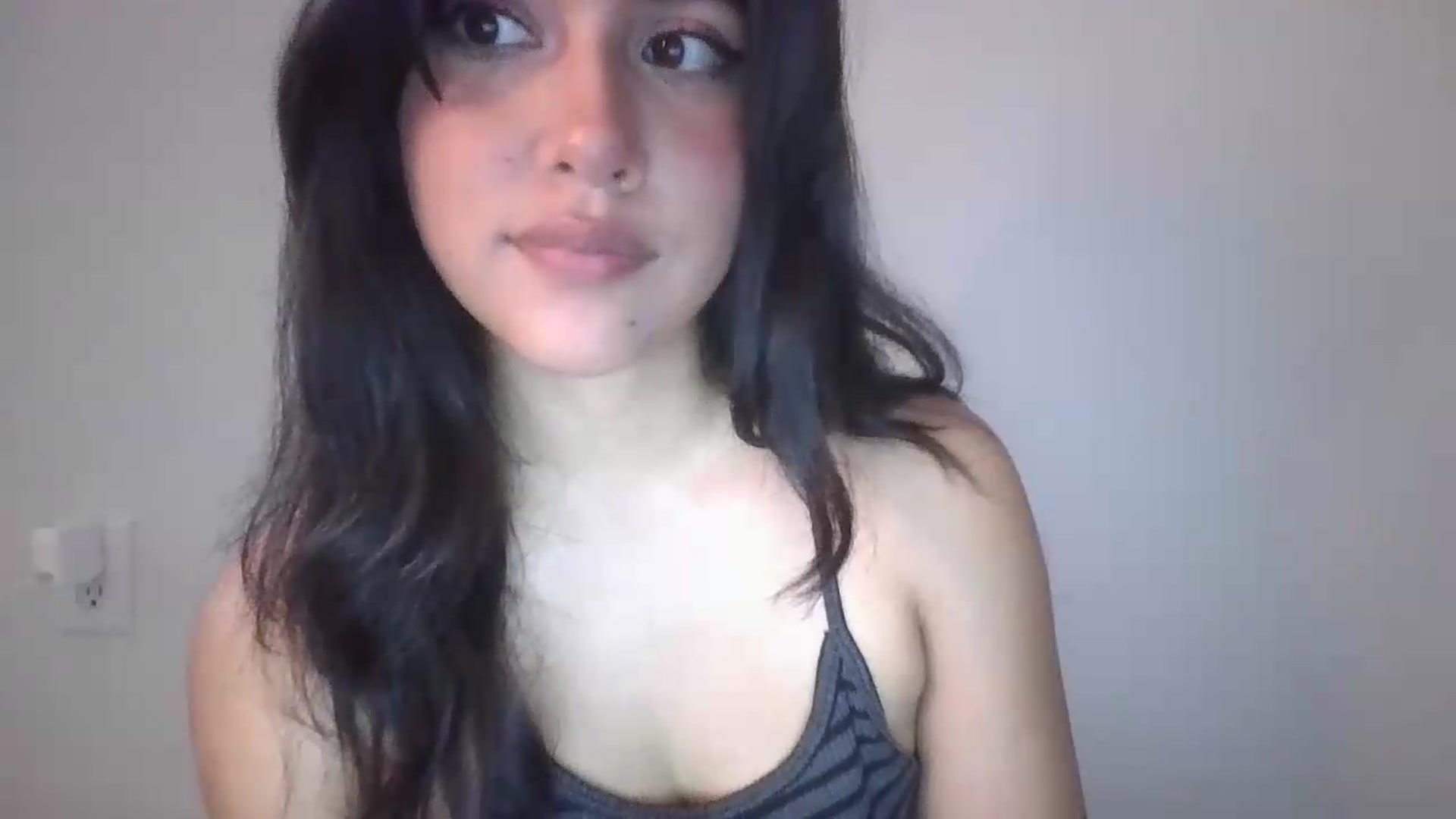 Gallery image thumbnail from lilagomez's myfreecams stream on, 09/01/2026, 02:00 image 15 of 20