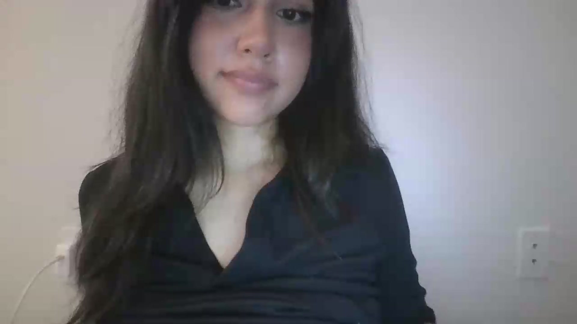 Gallery image thumbnail from lilagomez's myfreecams stream on, 09/07/2026, 03:34 image 16 of 20