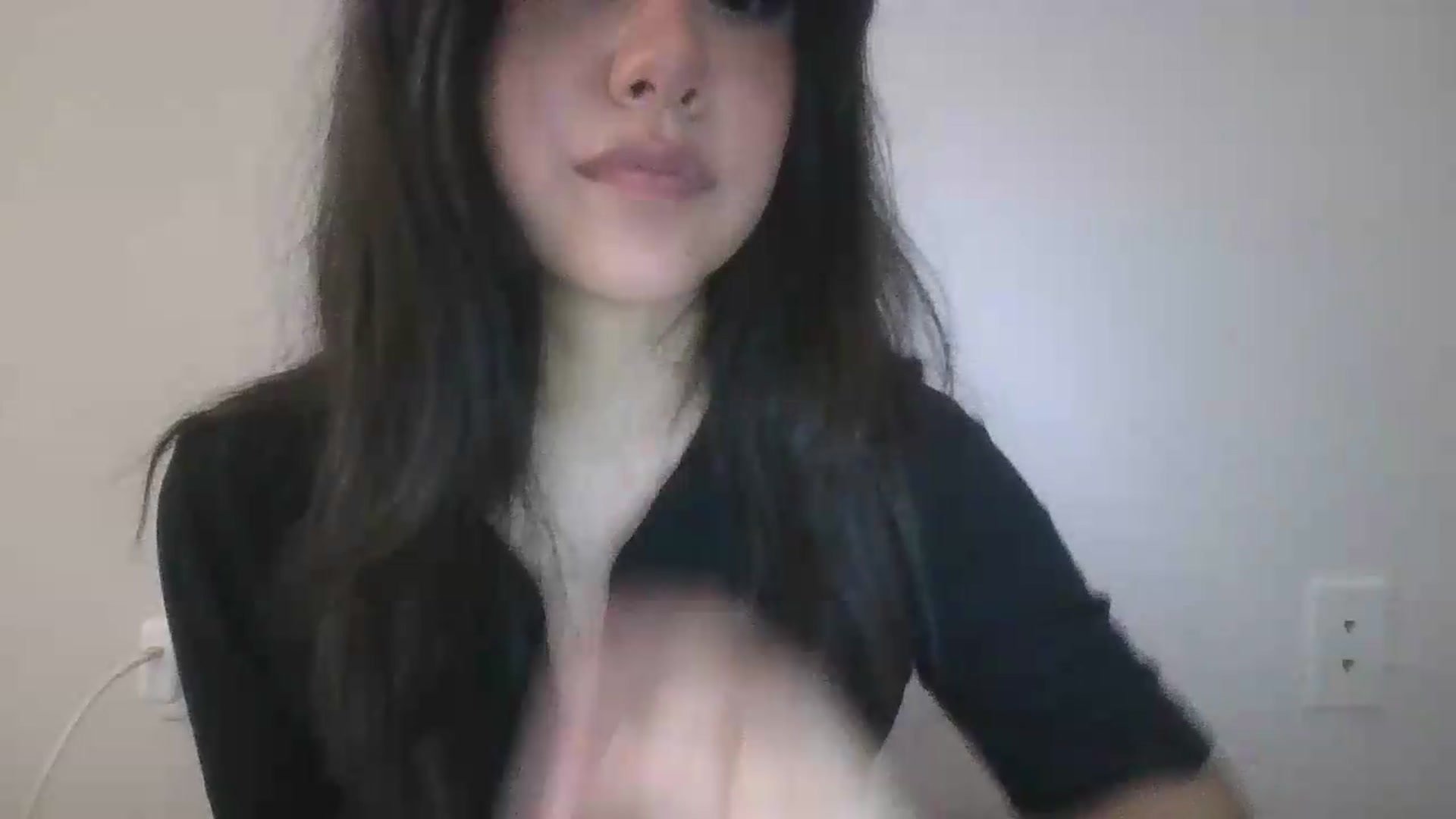 Gallery image thumbnail from lilagomez's myfreecams stream on, 09/07/2026, 03:34 image 13 of 20