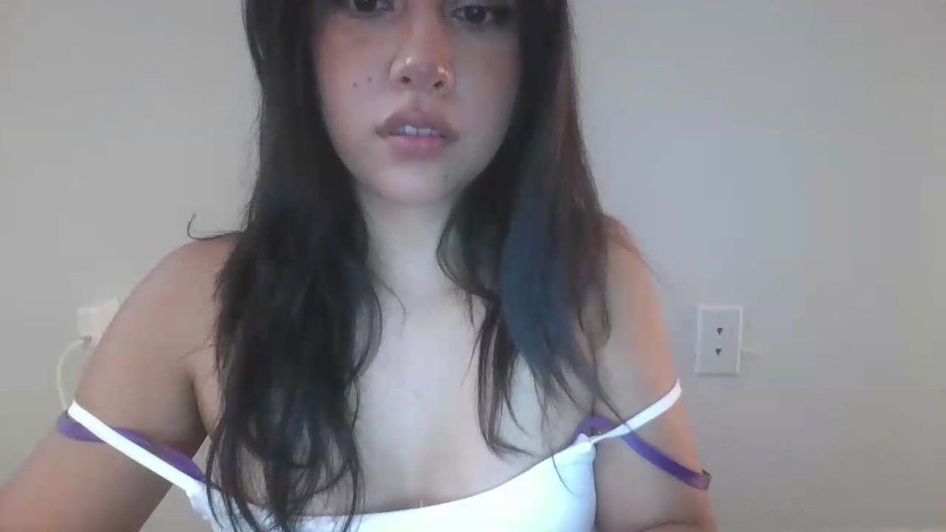 Gallery image thumbnail from lilagomez's myfreecams stream on, 09/12/2026, 07:22 image 4 of 20