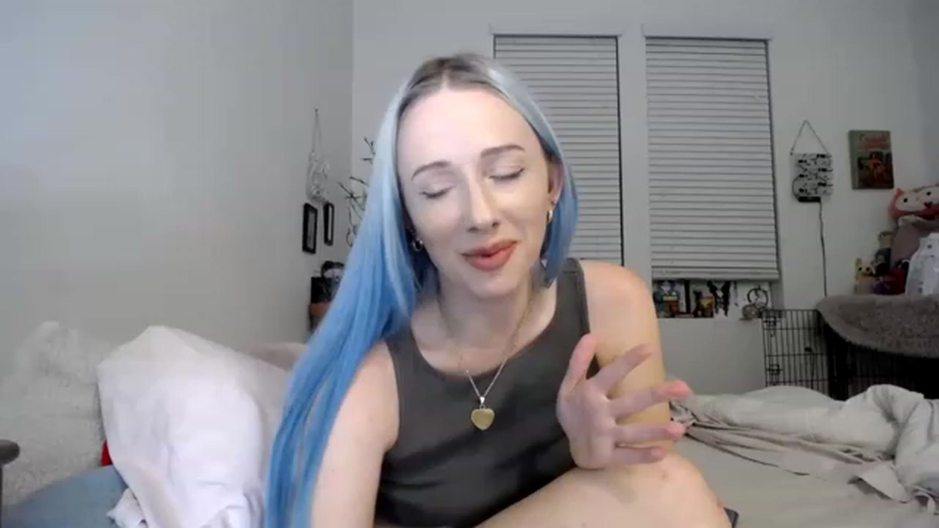 Gallery image thumbnail from lilbaby's myfreecams stream on, 11/17/2022, 02:48 image 5 of 20