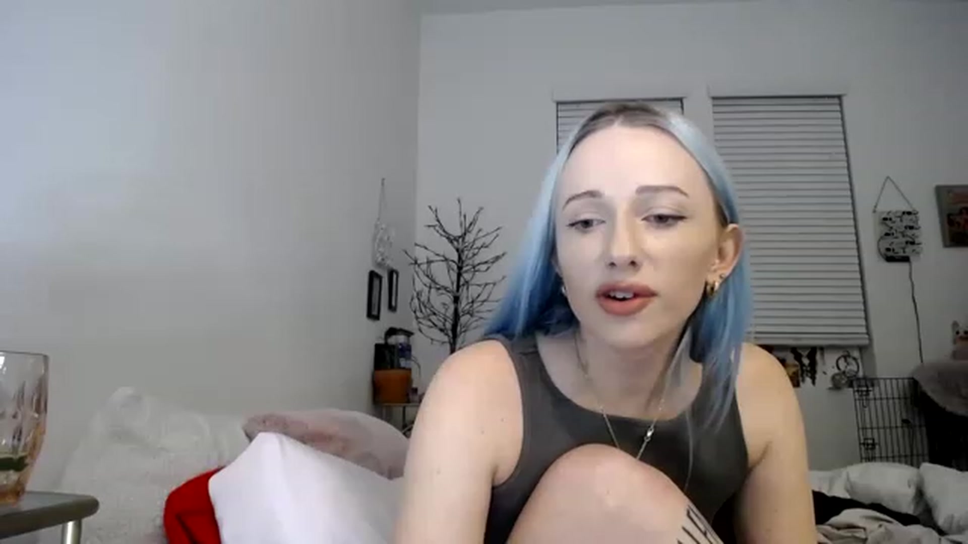 Gallery image thumbnail from lilbaby's myfreecams stream on, 11/17/2022, 02:48 image 20 of 20