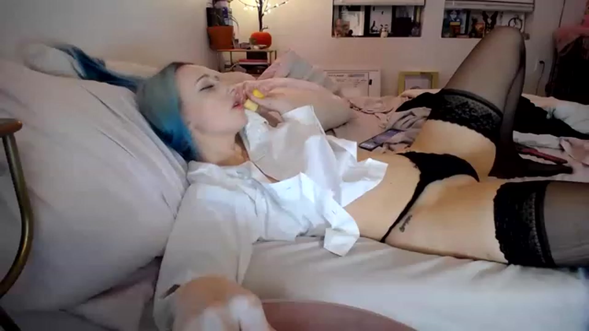 Gallery image thumbnail from lilbaby's myfreecams stream on, 11/18/2022, 07:14 image 9 of 20