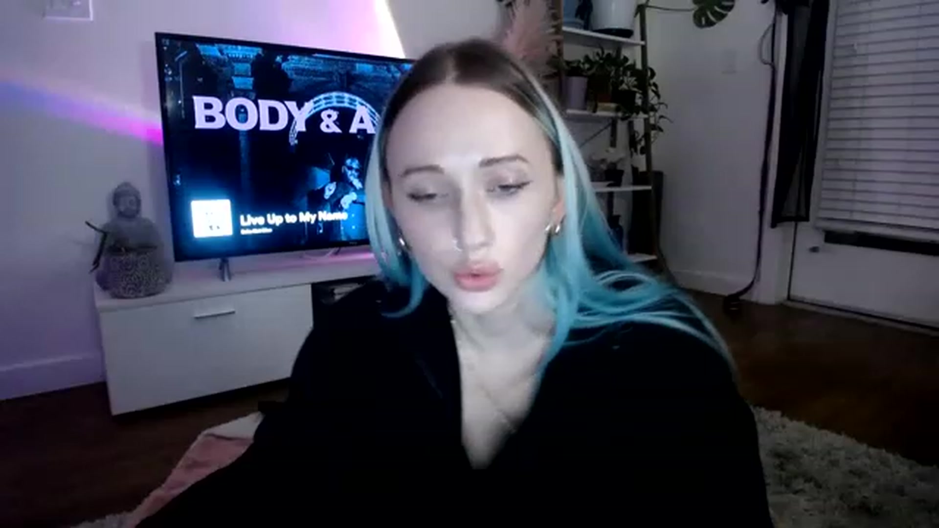 Gallery image thumbnail from lilbaby's myfreecams stream on, 02/13/2023, 05:34 image 18 of 20