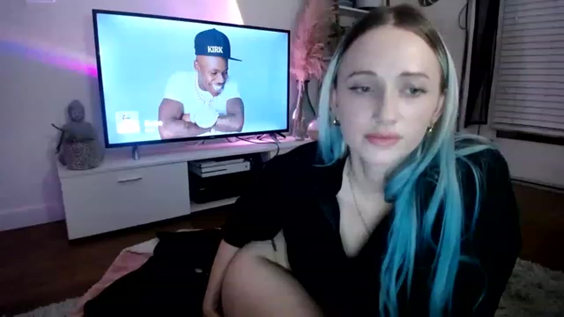 Gallery image thumbnail from lilbaby's myfreecams stream on, 02/13/2023, 05:34 image 3 of 20
