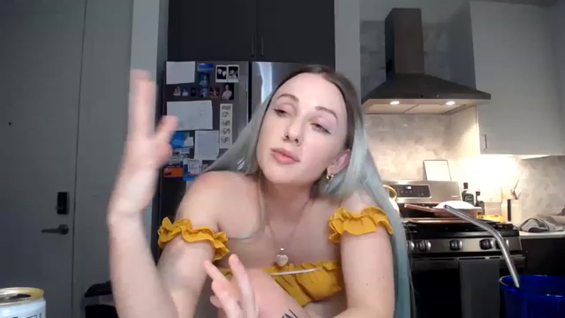 Gallery image thumbnail from lilbaby's myfreecams stream on, 05/07/2023, 06:48 image 13 of 20
