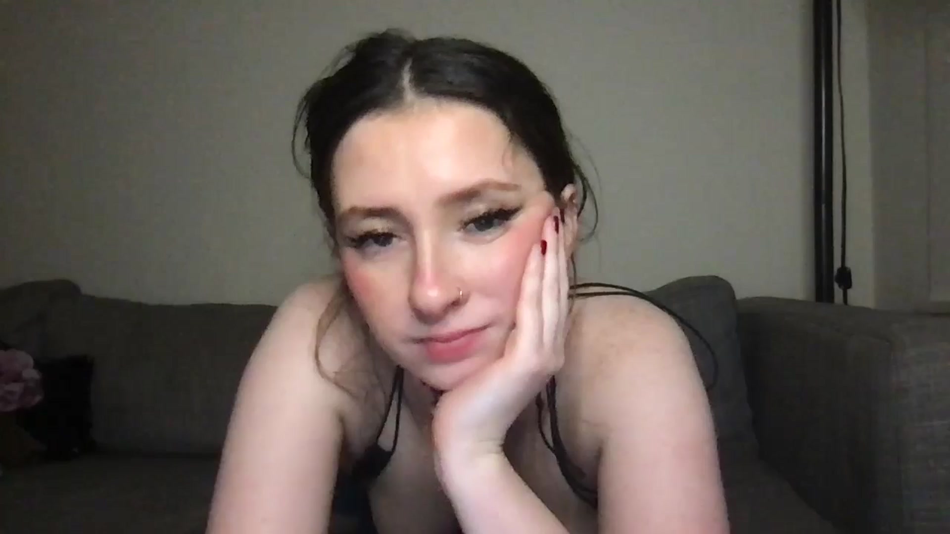 Gallery image thumbnail from lilbunnyjenna's myfreecams stream on, 11/09/2024, 22:25 image 1 of 20