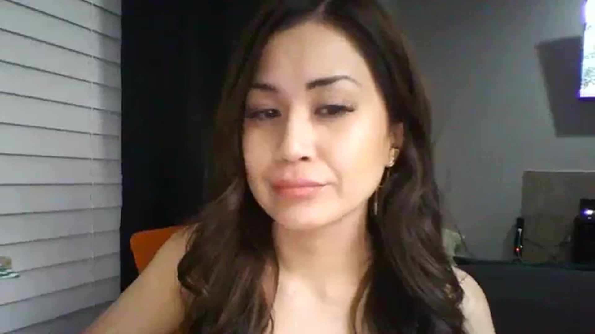 Gallery image thumbnail from lilganjaa's myfreecams stream on, 06/09/2024, 11:57 image 12 of 20