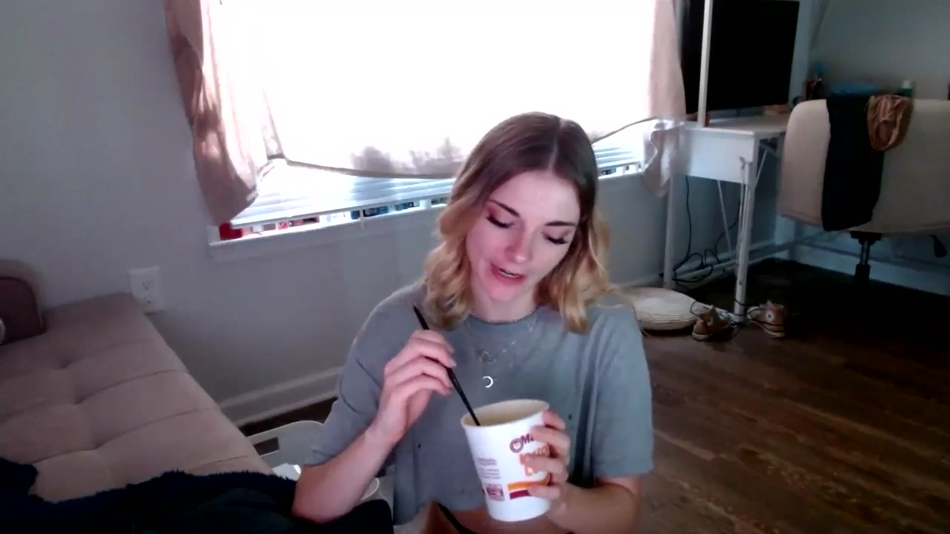 Gallery image thumbnail from lilkayleesi's myfreecams stream on, 07/27/2024, 17:57 image 13 of 20
