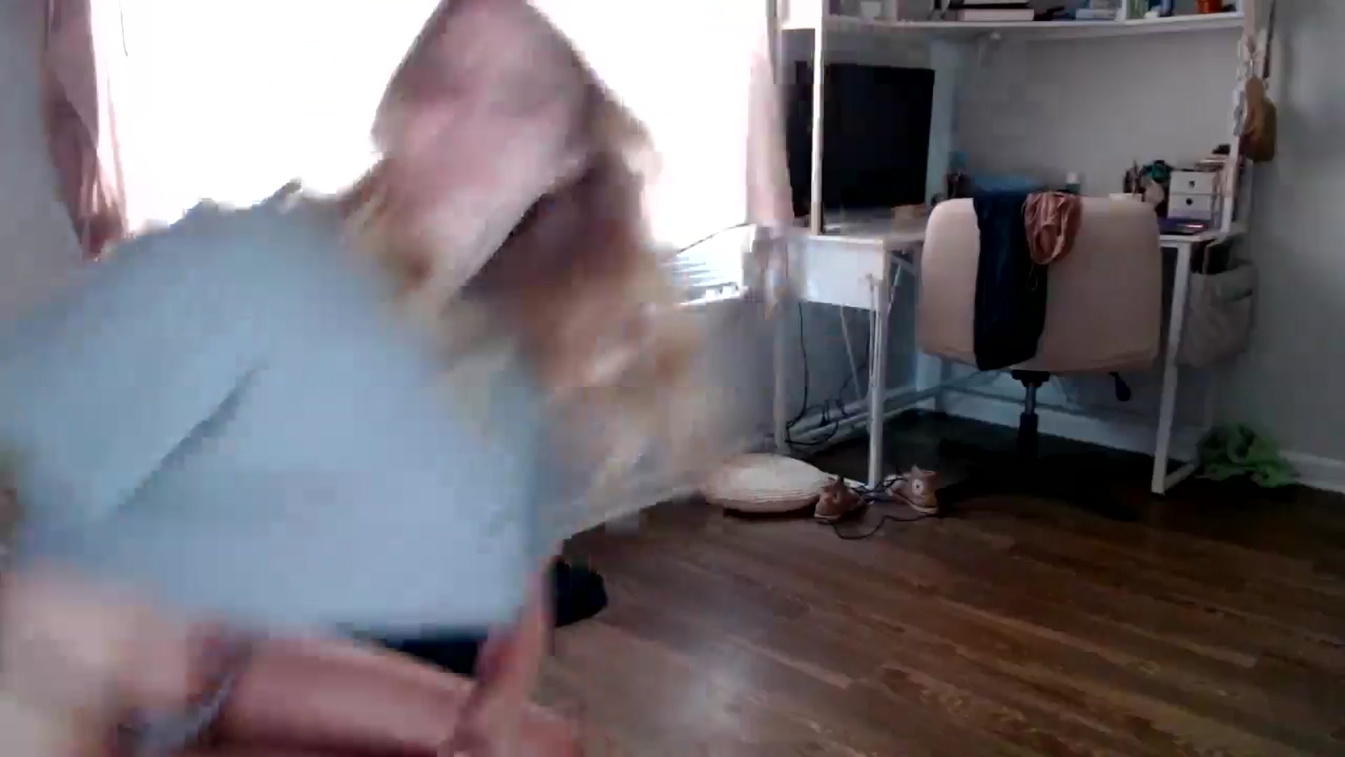 Gallery image thumbnail from lilkayleesi's myfreecams stream on, 07/27/2024, 21:19 image 20 of 20