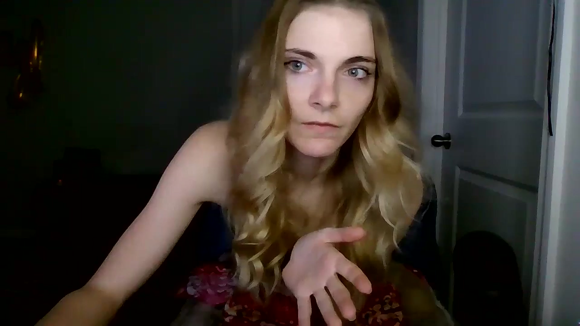 Gallery image thumbnail from lilkayleesi's myfreecams stream on, 12/28/2024, 15:44 image 18 of 20
