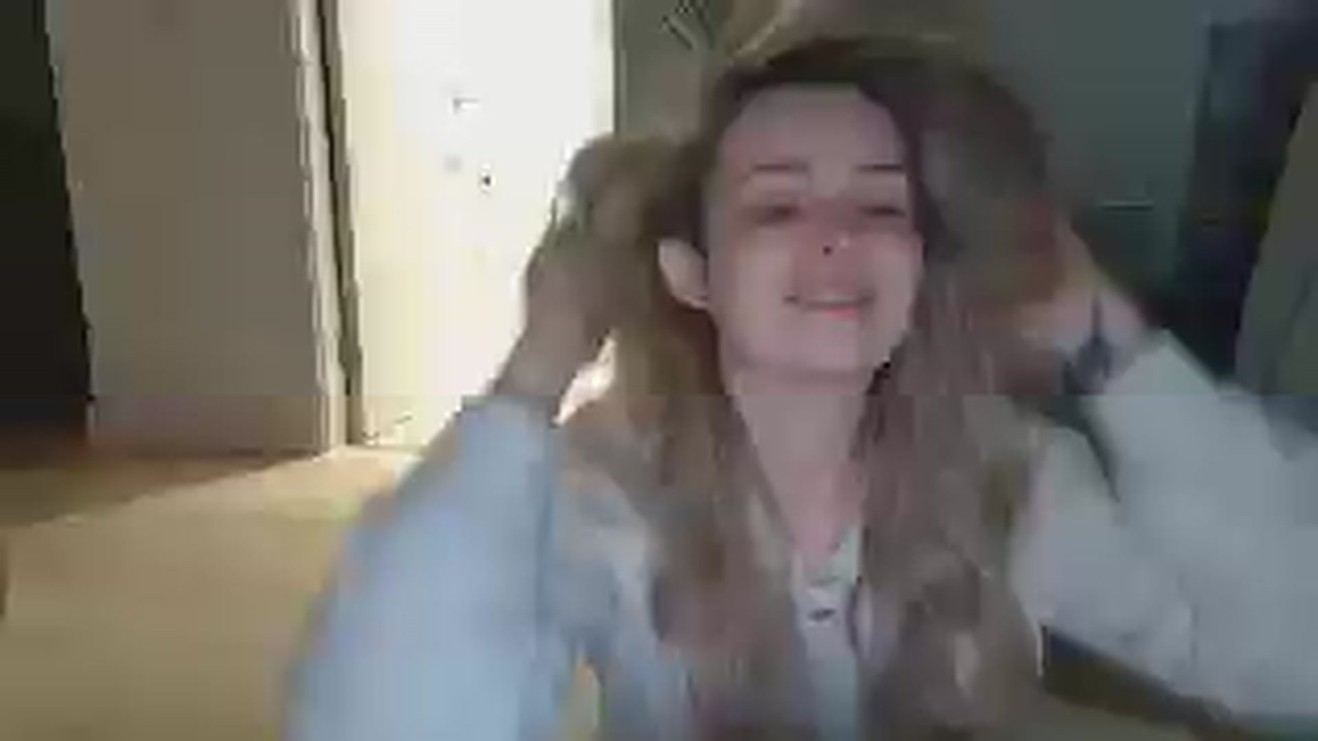 Gallery image thumbnail from lilprincess's myfreecams stream on, 03/26/2026, 24:37 image 19 of 20