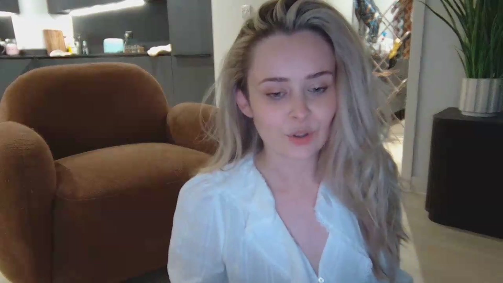 Gallery image thumbnail from lilprincess's myfreecams stream on, 05/16/2026, 22:36 image 2 of 20